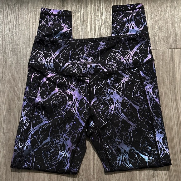 Curves and Combatboots Purple/Blue Holographic Leggings w/ Pockets - Picture 1 of 3